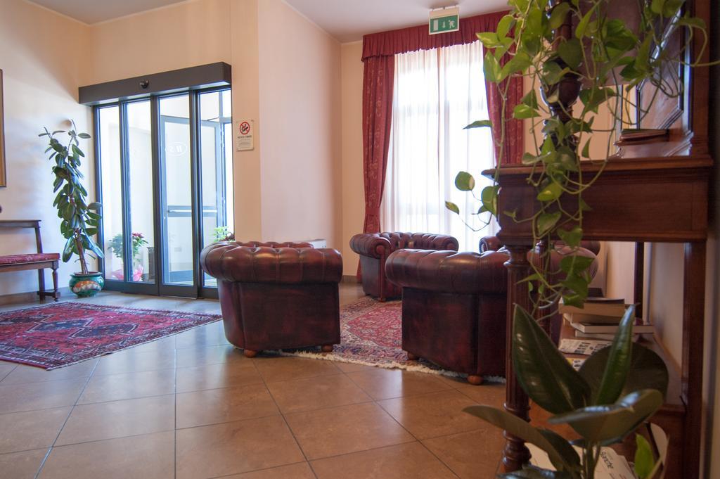 Hotel Stazione Livorno Exterior foto