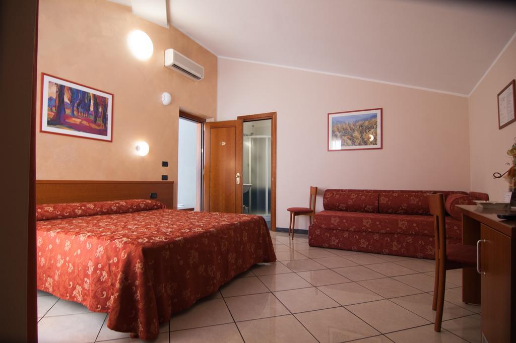 Hotel Stazione Livorno Quarto foto