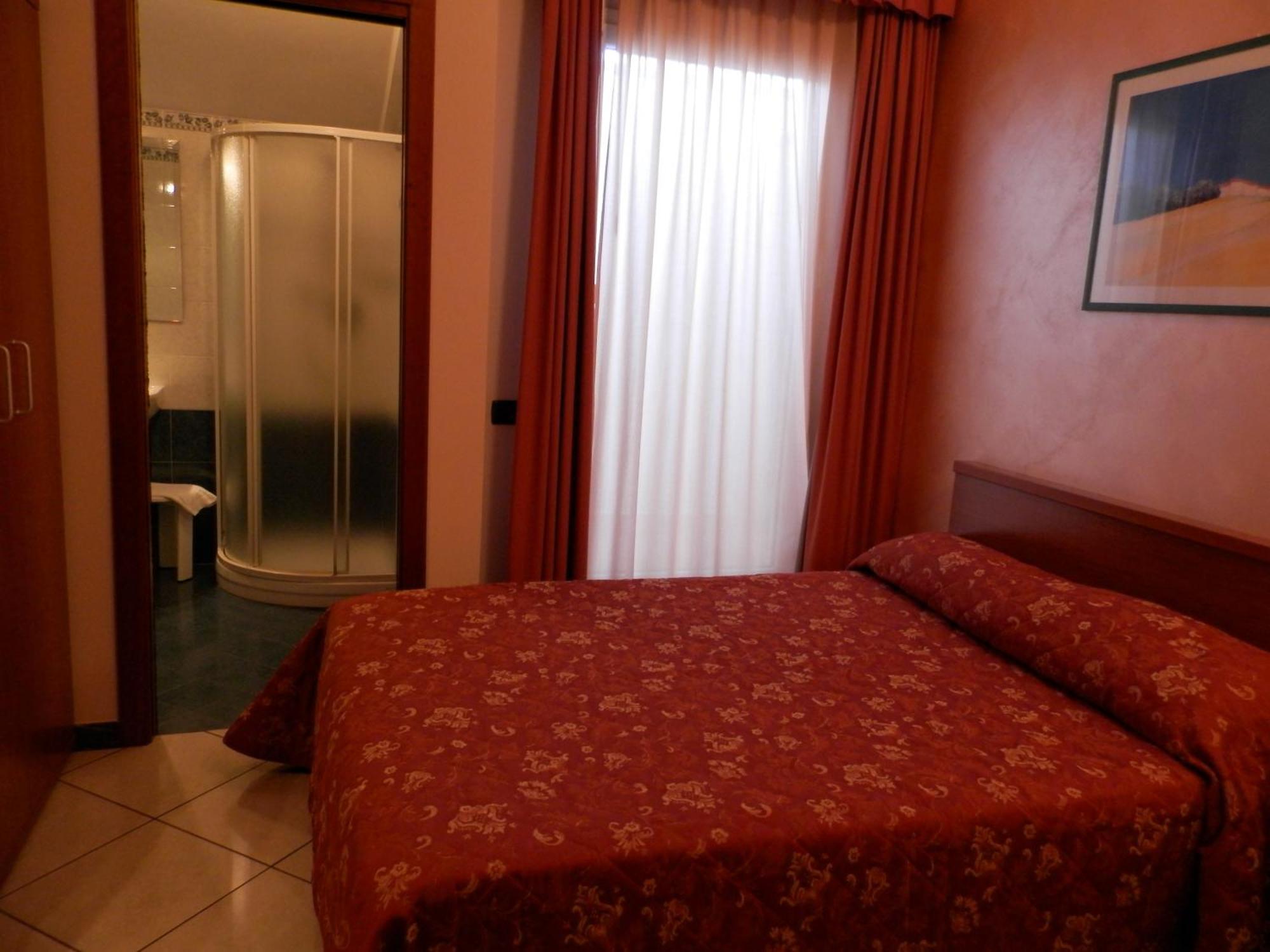 Hotel Stazione Livorno Exterior foto