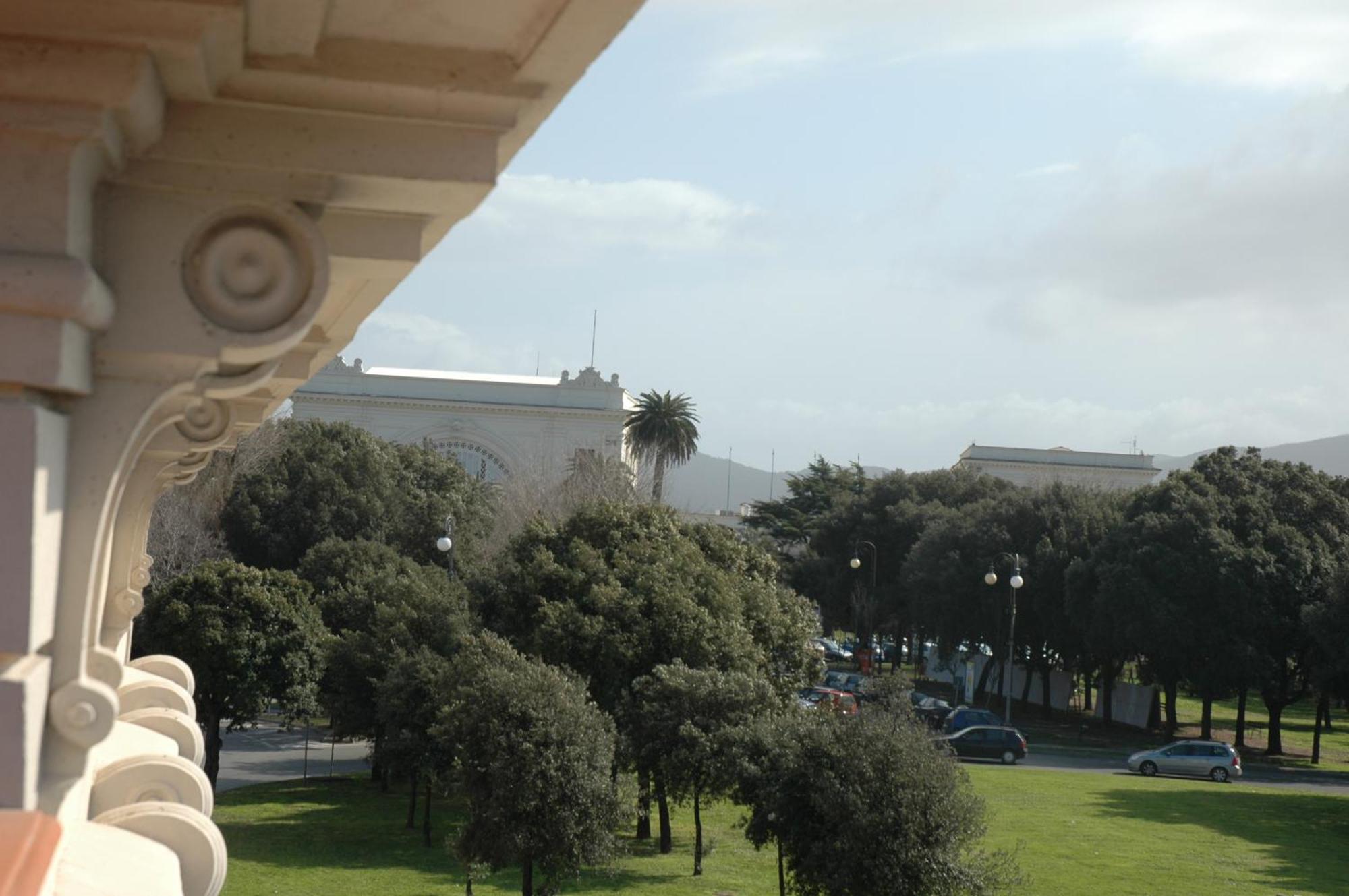 Hotel Stazione Livorno Exterior foto