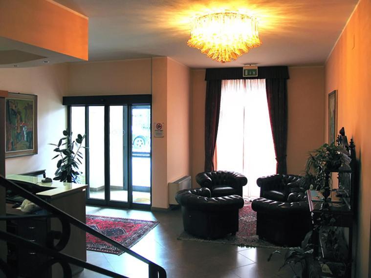 Hotel Stazione Livorno Exterior foto